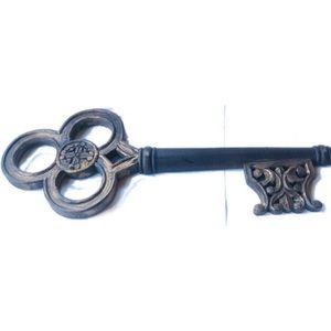 Large wooden key wall hanging